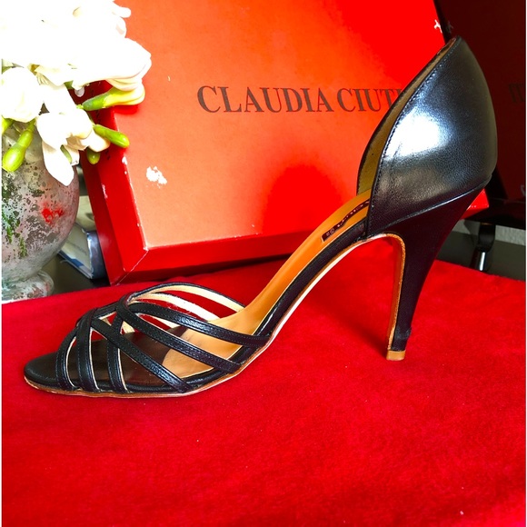 Gently used Claudia Ciuti 7.5 peeptoe heels - Picture 5 of 12